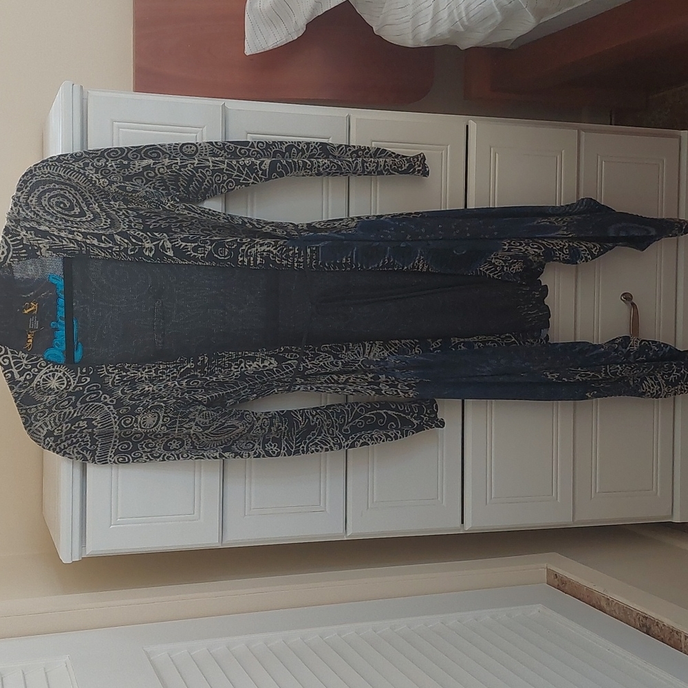 Designated Long Sweater Size Large, Navy partern